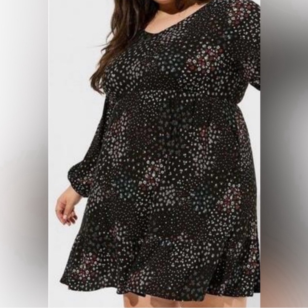 NWT Torrid Black Floral Mini Skater Dress Textured Stretch Rayon Women's Size 2X